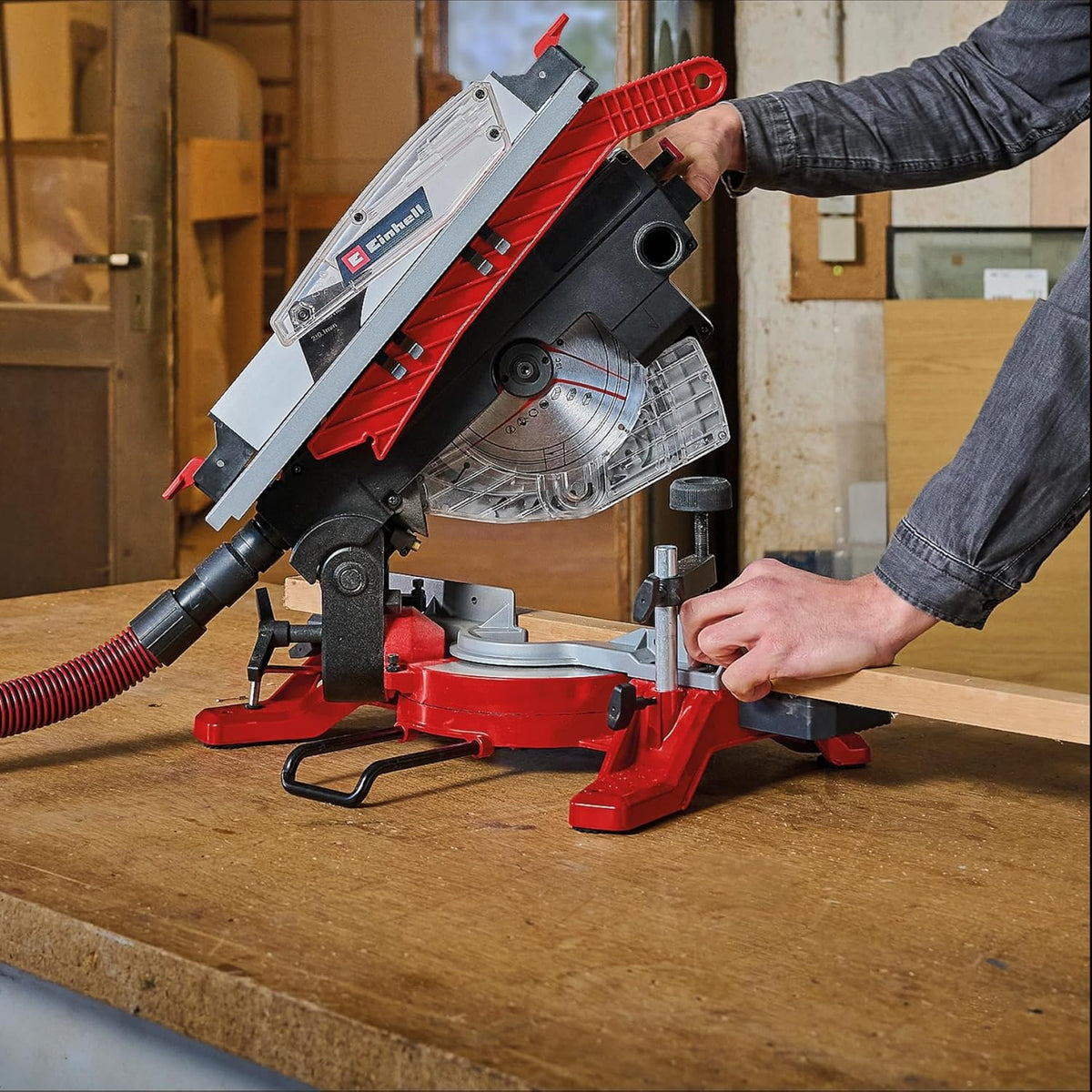 Einhell Sierra ingletadora y tronzadora y mesa TE-MS 216 T (1500W, hoja de sierra de Ø216mm, ancho de corte 120mm, profundidad 55mm, incl. láser de