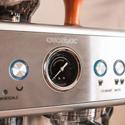 View Cecotec Cafetera Express Barista Power Espresso 20 Barista. 2250W, 20 Bares, Manometro y 2 Thermoblocks, Depósito de Café en Grano, Molinillo con 20 image 5