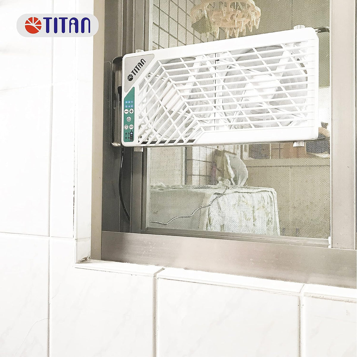 TITAN Leiser Dachventilator, 12 V Gleichstrom, 140 mm, doppelt, wendbar, Dachfensterventilator mit kabelloser Steuerung für Wohnmobil, Wohnmobil, TTC-