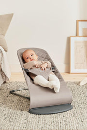 View BabyBjörn Babywippe Bliss, Gewebt, Klassische Steppung, Sandgrau image 2