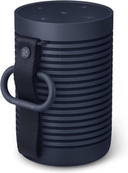 View Bang & Olufsen Beosound Explore – Kabelloser tragbarer Bluetooth Outdoor-, Heim- und Reise, 27 Stunden Akkulaufzeit, wasserdichter 360° Lautsprecher + image 2